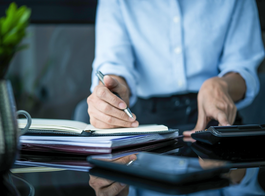 تقييم وتطوير الرقابة الداخلية للشركات المدرجة وفق رؤية 2030