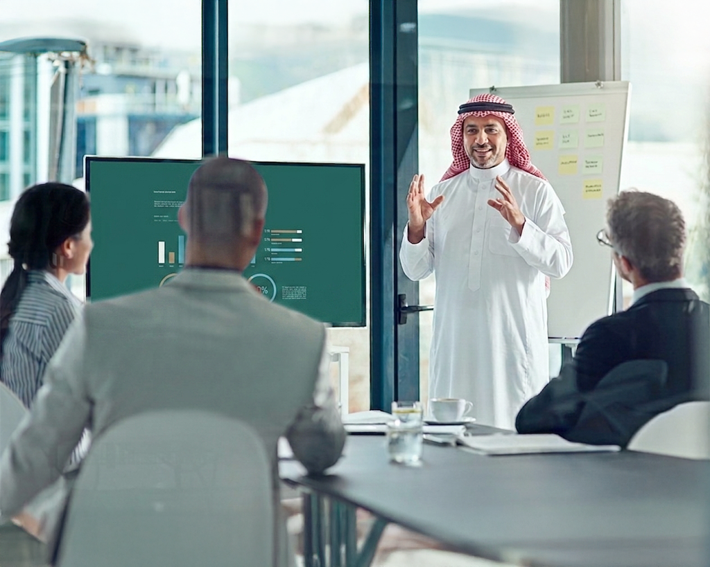 الفرق بين المؤسسة التي تتعلم والمؤسسة التي تكرر أخطاءها: دور إدارة المعرفة